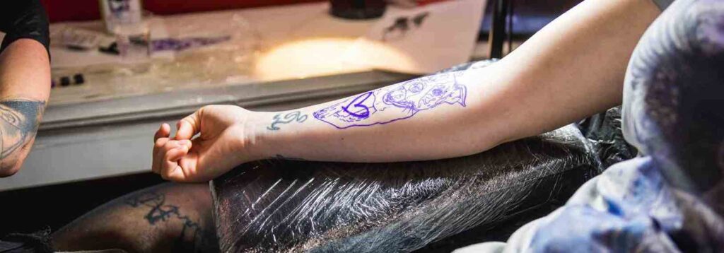 Hepatitis B symptoms and vaccination